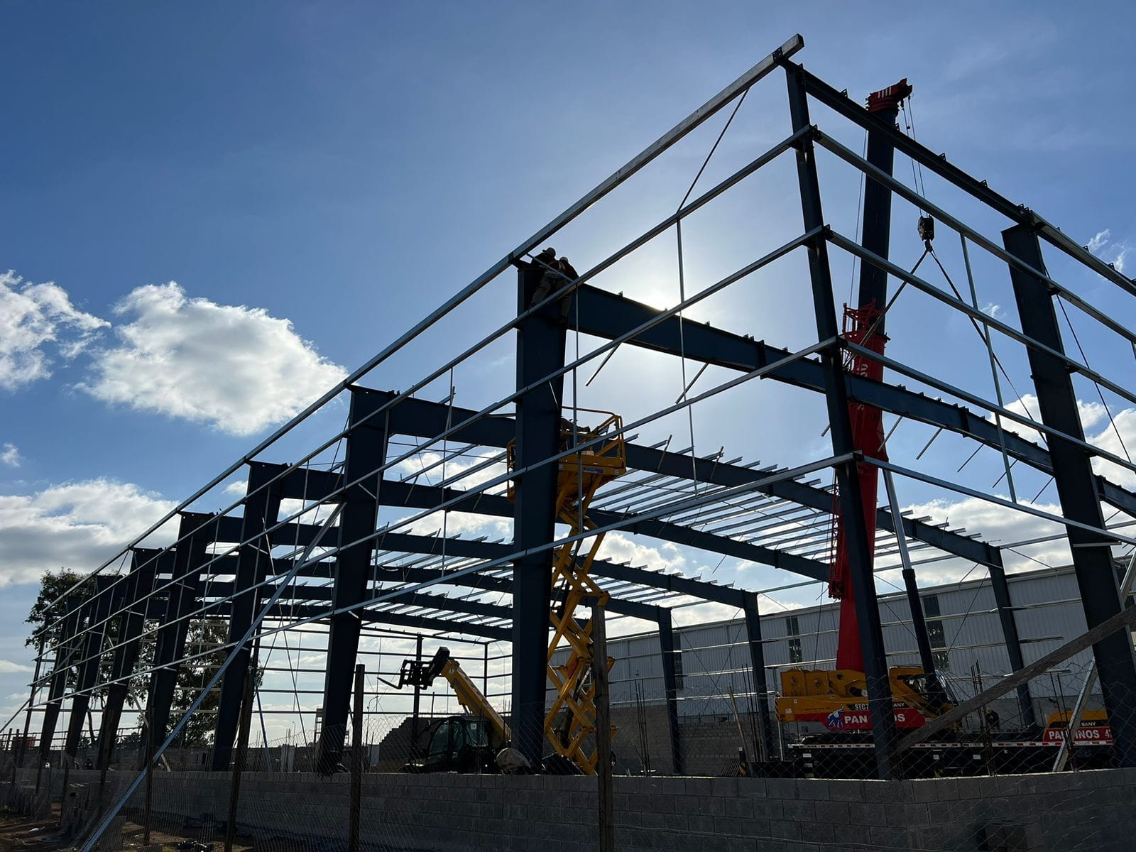 Nave industrial de 2.000 m²